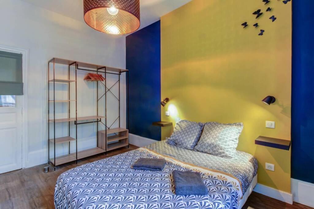 Le Dormeur Du Val - Topdestination Dijon - Centre Ville - Classe 3 Etoiles Bagian luar foto