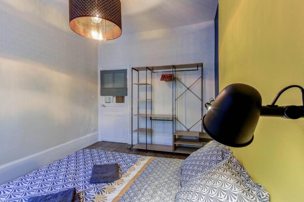 Le Dormeur Du Val - Topdestination Dijon - Centre Ville - Classe 3 Etoiles Bagian luar foto